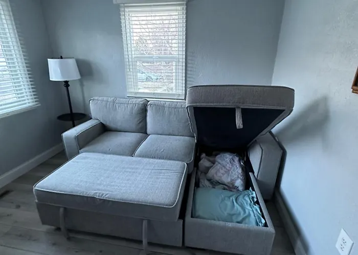 Quiet Retreat, Minutes From Highway And Downtown Apartment *